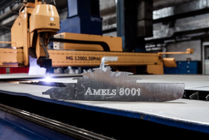 First steel cut for new Amels 80