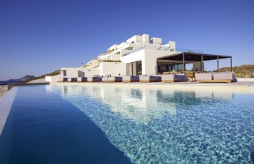 Destination Hotels in Greece