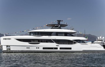 Benetti: Launches The First Oasis 34m Model 