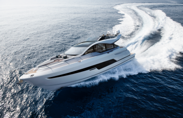 Fairline: Best Exterior Design for its Phantom 65 in 2022 World Yacht Trophies