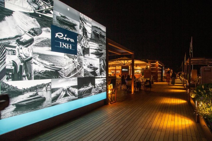Riva Lounge on the Waterfront in Porto Cervo