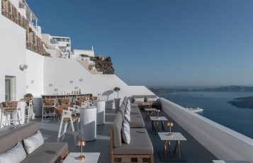 Grace Hotel Santorini gastronomy and fine drinking