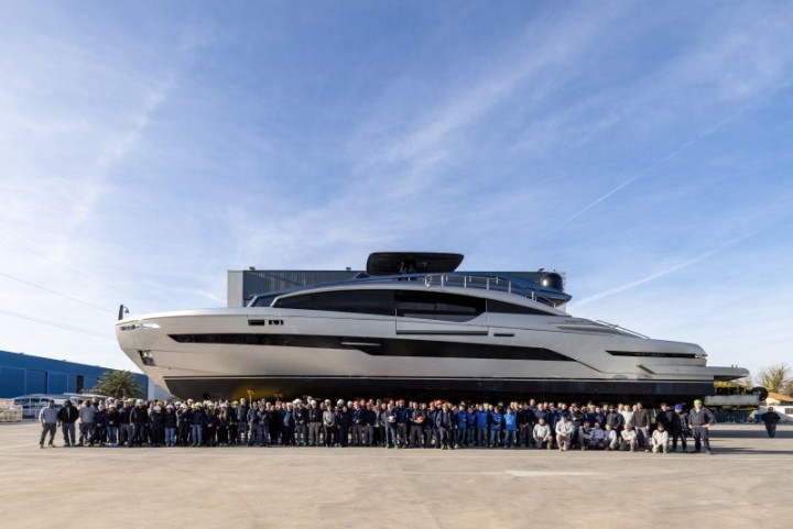 First Pershing GTX116 Launched