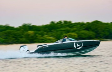 Brand-new H2e: The Finer Side of Electric Boating