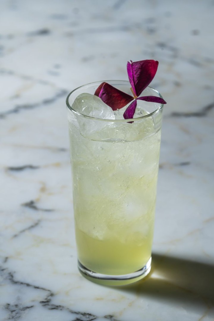 Dandelion Spring Cocktail