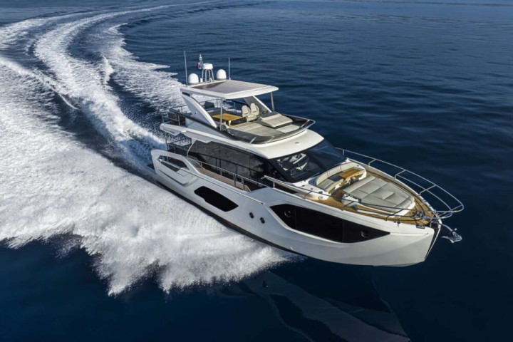 LUXUS absolute 52 fly