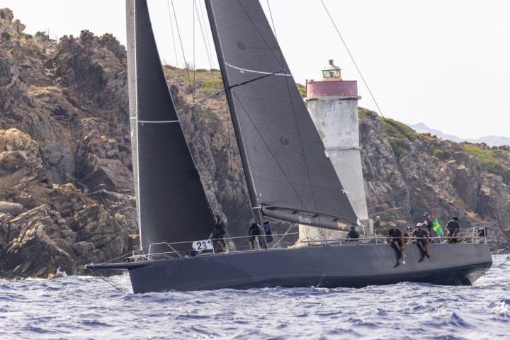 Supreme start to the Maxi Yacht Rolex Cup 6