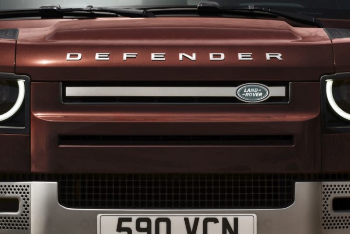 Land Rover Defender New 1