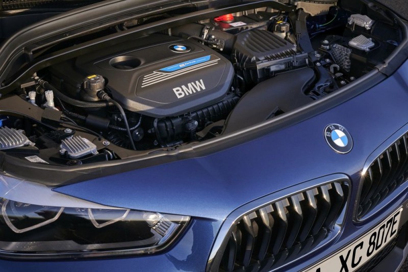 BMW X2 xDrive25e 2020 c1000x667