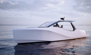Italia Yachts first motorboat project: IY 43 Veloce