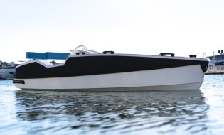 SILENT-YACHTS: Launches SILENT Tender 400