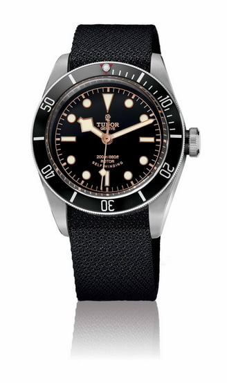 TUDOR HERITAGE BLACK BAY BLACK 5 resize resize