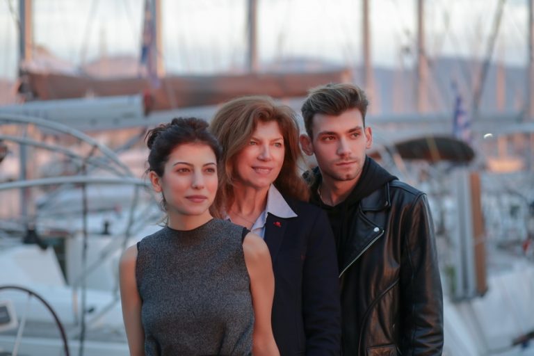 [Οικογενειακή υπόθεση] Διονυσία&Φανή Λεσχοπούλου, Σπύρος Κιτσοπάνος