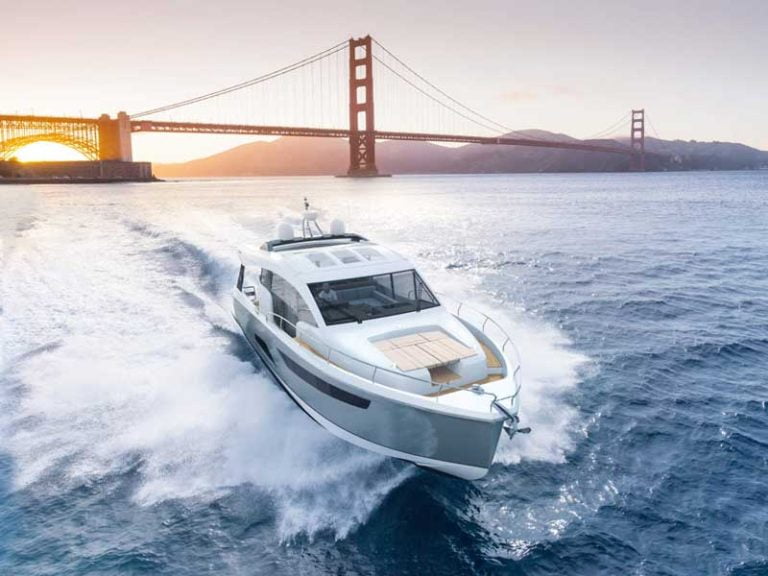 The new Sealine C530