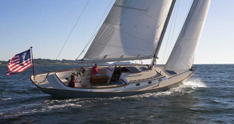 Zurn Yacht Design presents new Bruckmann Daysailer 42