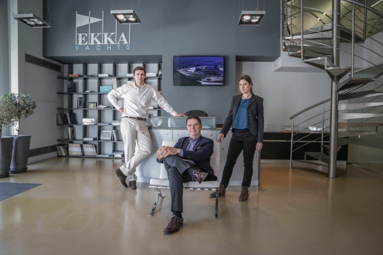 [Οικογενειακή υπόθεση] Γιώργος, Δημήτρης & Μυρτώ Κυριαζάκου