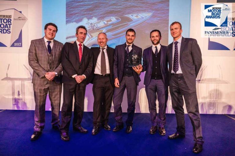 Riva 76’ Perseo wins the “Motor Boat Awards 2017”