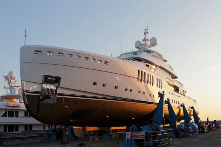 Benetti: launched the FB268 SEASENSE