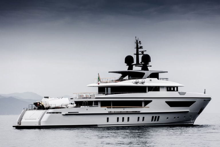 Sanlorenzo 460Exp X winner at the World Superyacht Award