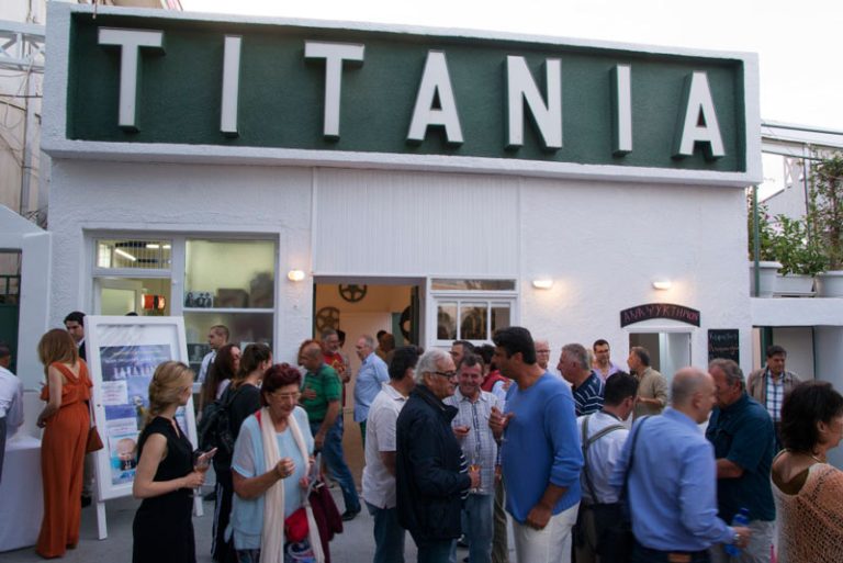 Σινεμά κάτω από τ’ αστέρια των Σπετσών