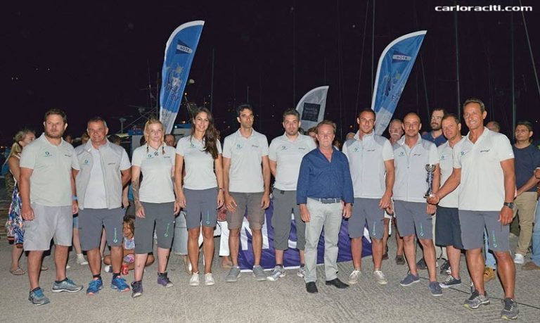 Ο Δήμαρχος Κύθνου κ. Γαρδέρης βράβευσε το σκάφος ERYTOS II- COSMOTE του ΝΟΠΦ