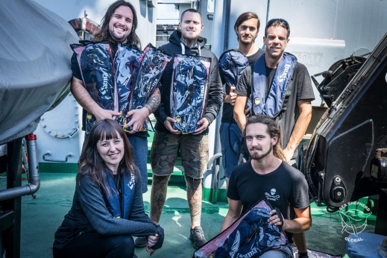 Η εταιρεία LALIZAS στηρίζει τη γενναία προσπάθεια του Sea Shepherd Community