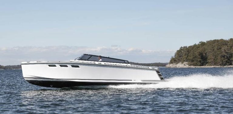 Petestep, a world-class hull innovation on Cannes Yachting Festival