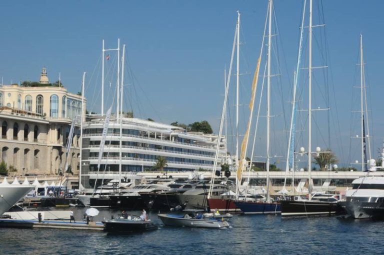 The 10 Best Features of the Exclusive Monaco Yacht Club