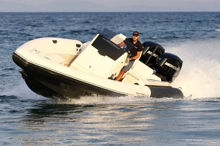 Technohull SV909. A stylish tender and high performance RIB