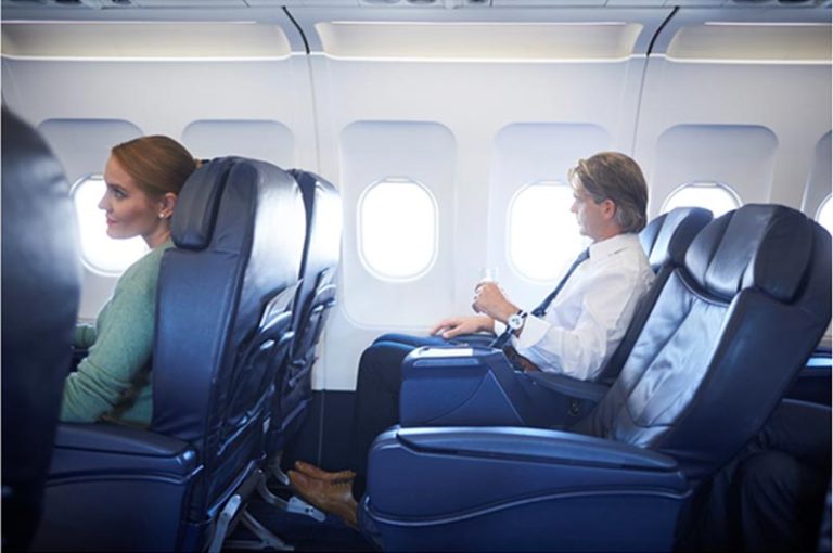 Η Cobalt air εγκαινιάζει την υπηρεσία Business Class για Αθήνα