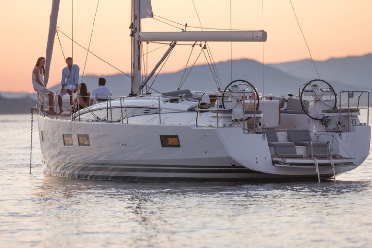 YACHTHOP η νέα δραστηριότητα από Istion Yachting