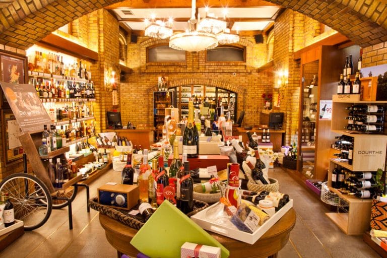 Premium services by Cellier Yachting