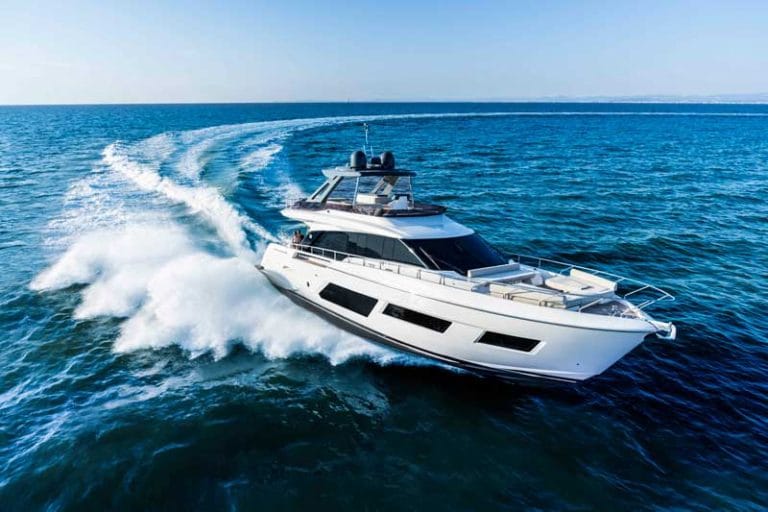 Ferretti Yachts 670: Make room for beauty