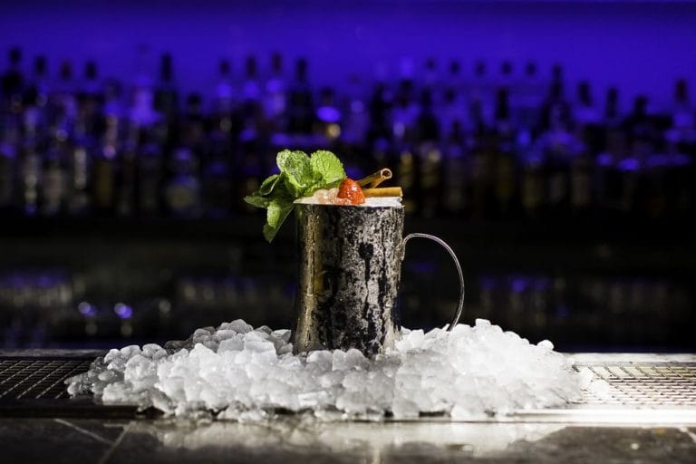 Νέα signature coctail list από το Blends