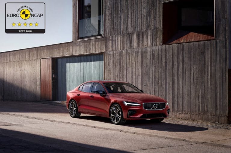 Volvo: Mε 5 αστέρια τα S60 και V60