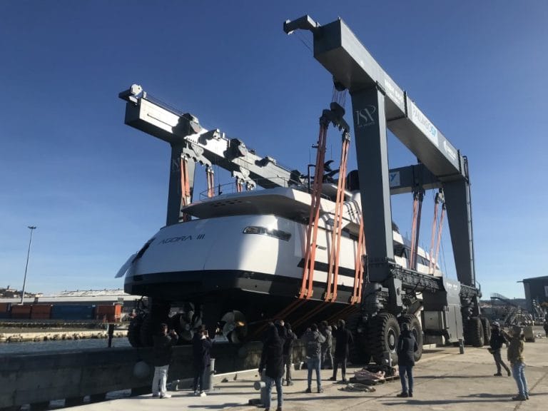 Agora III a 43m motoryacht launched by ISA