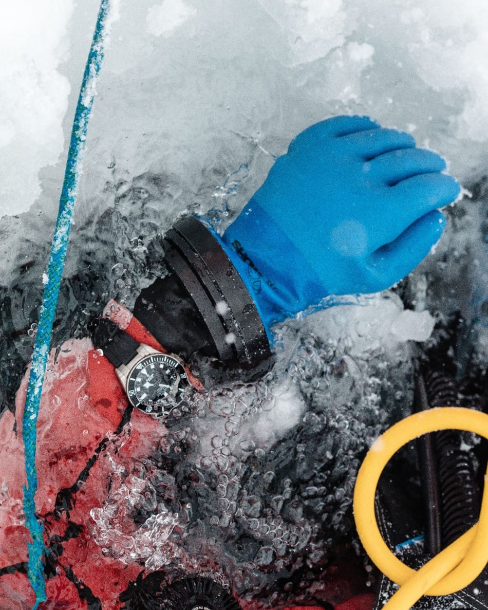 Ice Diving with Pelagos 3