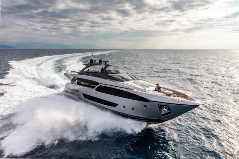 Riva 90′ Argo: a new legend of beauty and innovation