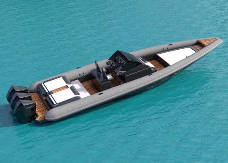 38 Grand Sport, 103 knots in total comfort: a new era is about to dawn