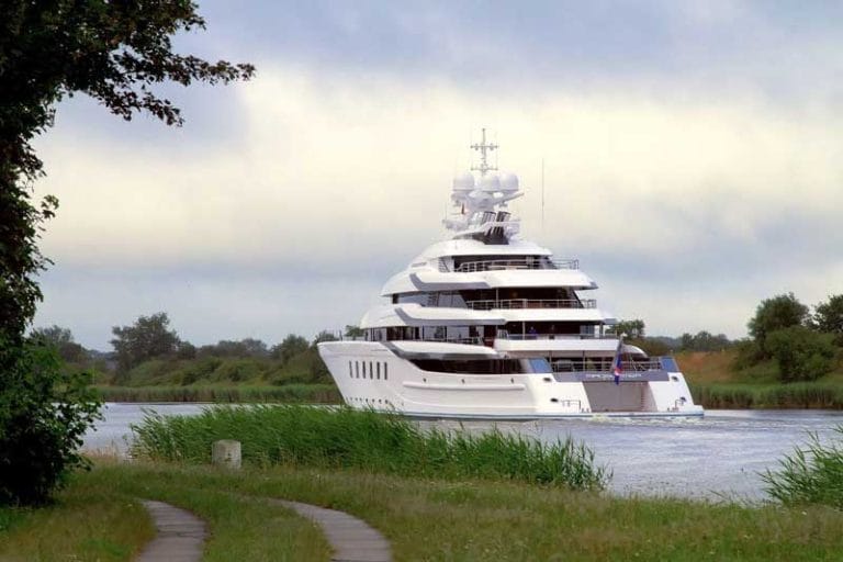 Lürssen delivered Madsummer