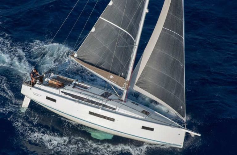 Jeanneau Sun Odyssey 410 Swing Keel