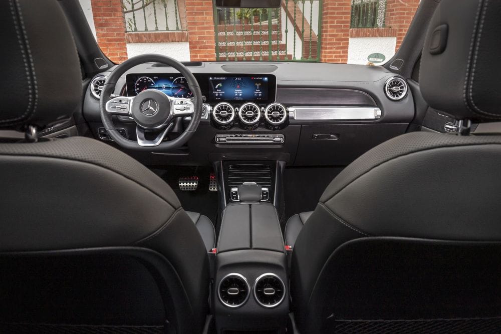 Mercedes Benz GLB 2020 interior b1000x667