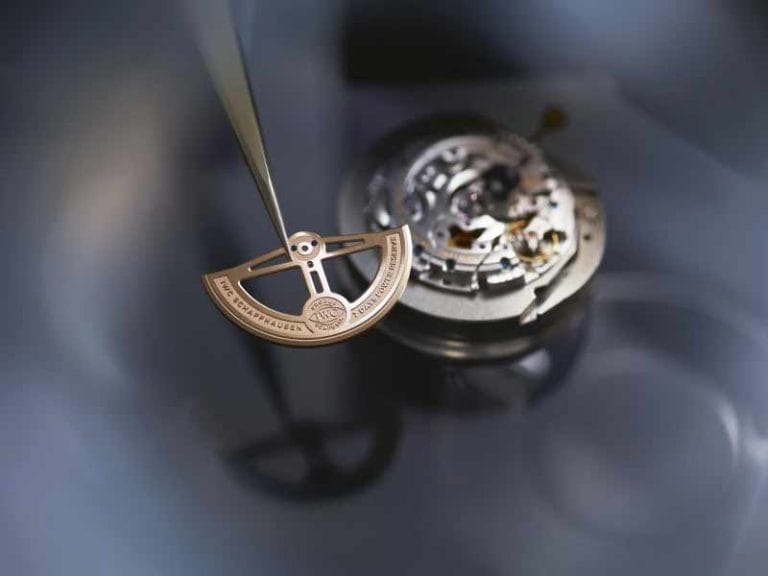 H IWC Schaffhausen επεκτείνει την διεθνή εγγύηση των ρολογιών της από δύο σε οχτώ χρόνια