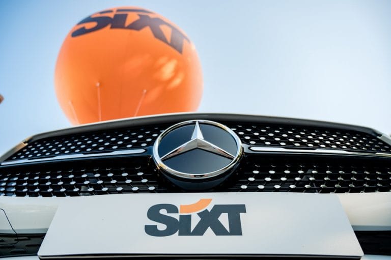 Η Sixt στηρίζει την εβδομάδα μόδας της Αθήνας