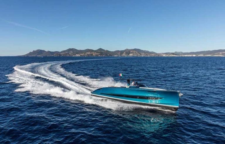 SOLARIS Power 48 Open – Boat of the Year 2020