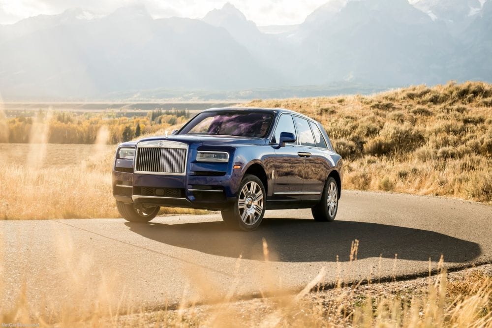 rolls royce cullinan a1000x667