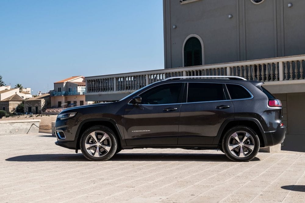 2019 Jeep Cherokee d1000x667