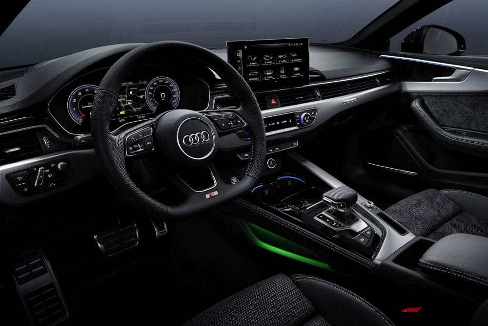 Audi A5 Coupe 2020 interior a1000X667