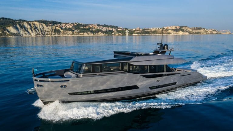 The New Innovative Bridge by Onyx Marine Automation (Team Italia Group)