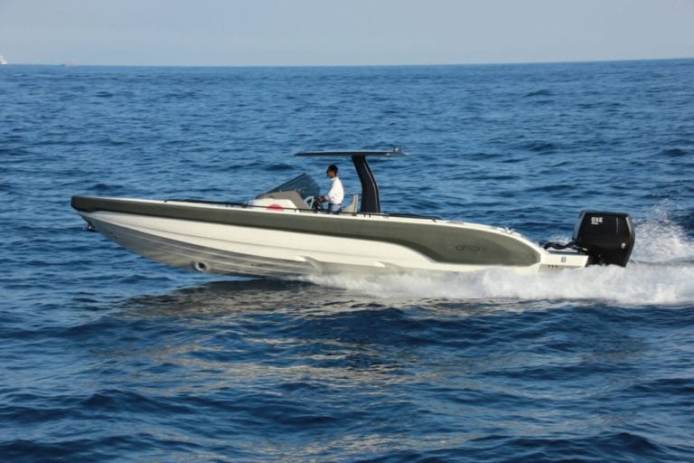 Onda Tenders delivers its first 371GT flagship model